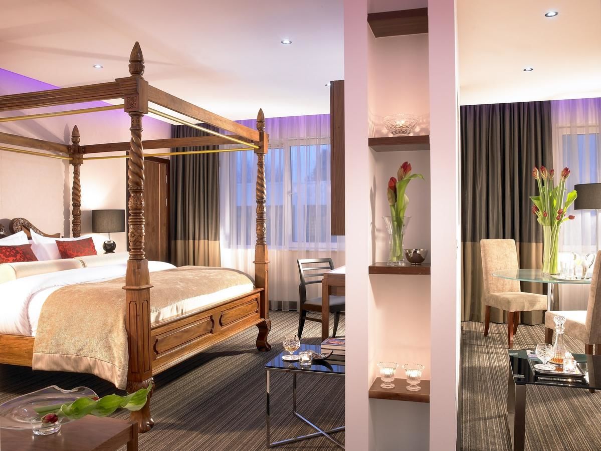 Отель Rochestown Park Hotel Корк